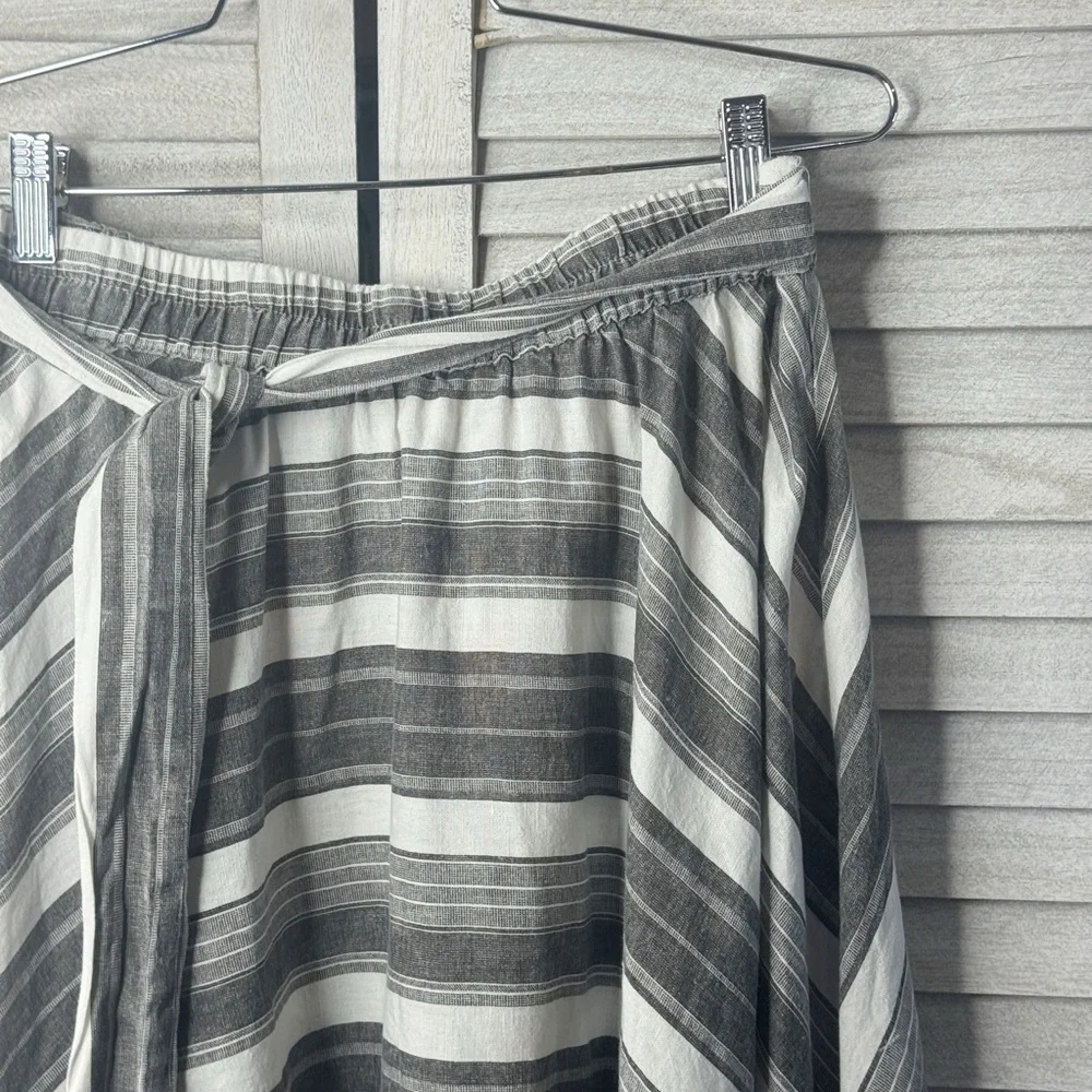 Flint & Moss Gray White Stripe Midi Skirt Button Front Tie Waist Boho Small